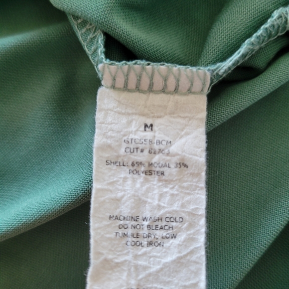 Green Envelope Tshirt Size Medium - Picture 6 of 6